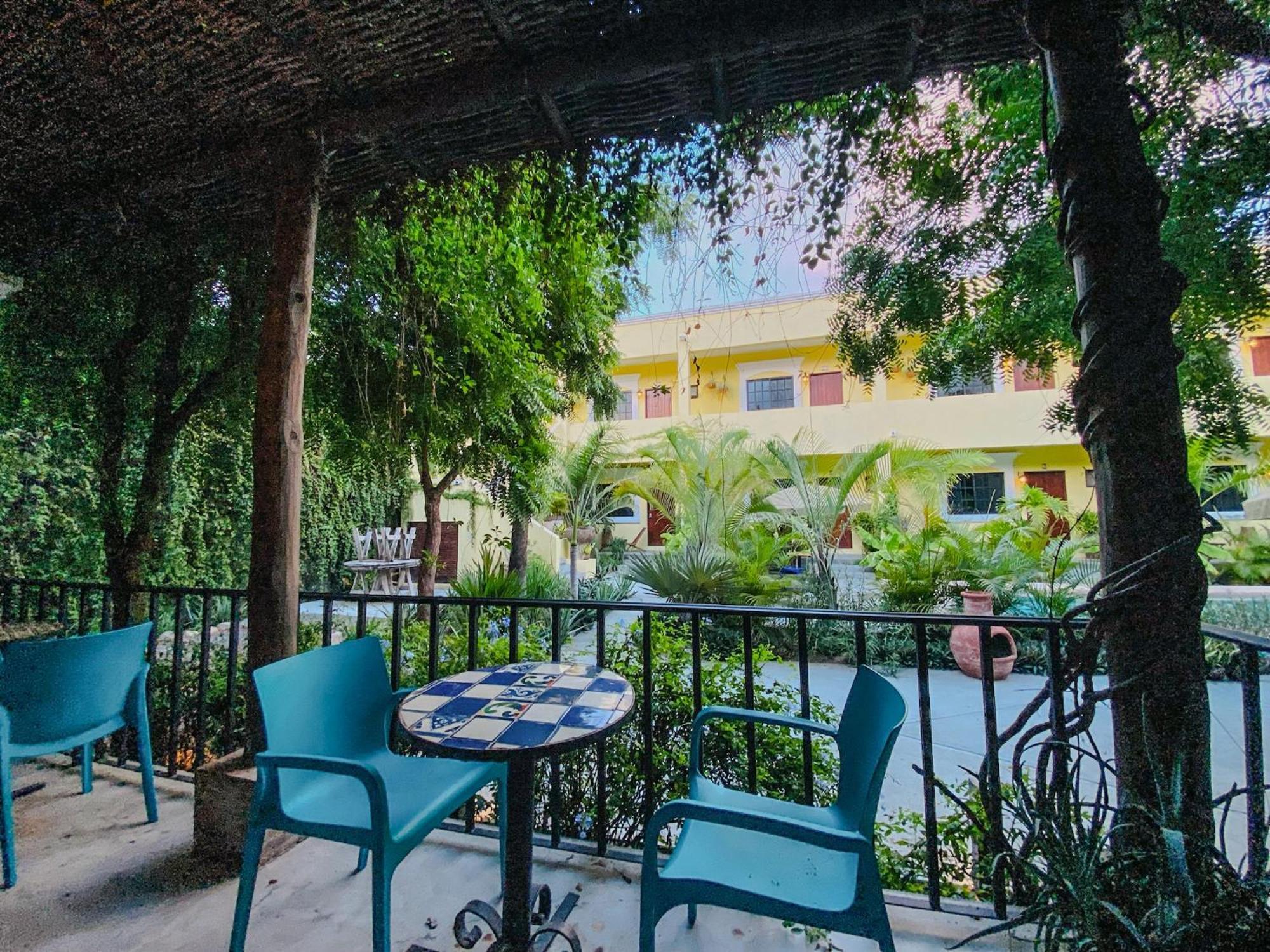 Gallo Azul Hotel, En El Corazon De Тодос-Сантос Экстерьер фото